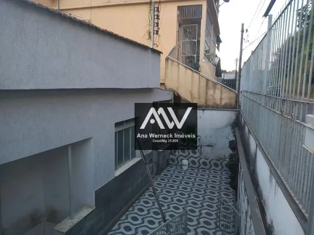 Imagem: Casa com 5 Dormitórios À Venda, 120 M²