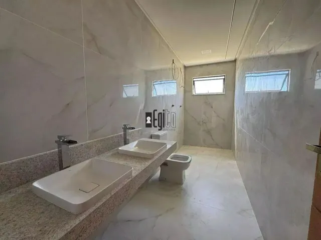 Imagem 10: Casa com 4 Dormitórios À Venda, 330 M² por R$ 1.780.000,00 - Alphaville - Juiz De