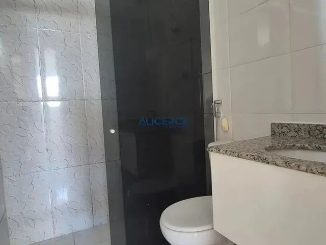 Imagem 6: Casa Duplex À Venda no Bairro São Pedro Excelente Localização - 3 Quartos