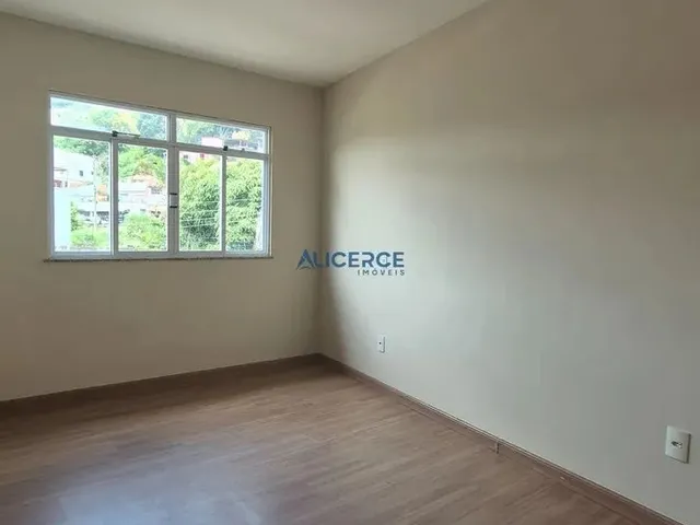 Imagem 13: Casa Duplex À Venda no Bairro São Pedro Excelente Localização - 3 Quartos