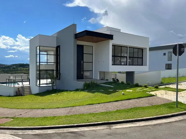 Imagem: Casa com 4 Quartos À Venda por R$ 2.290.000