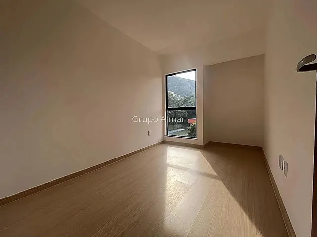 Imagem 3: Cobertura com 4 Dormitórios À Venda, 154 M²