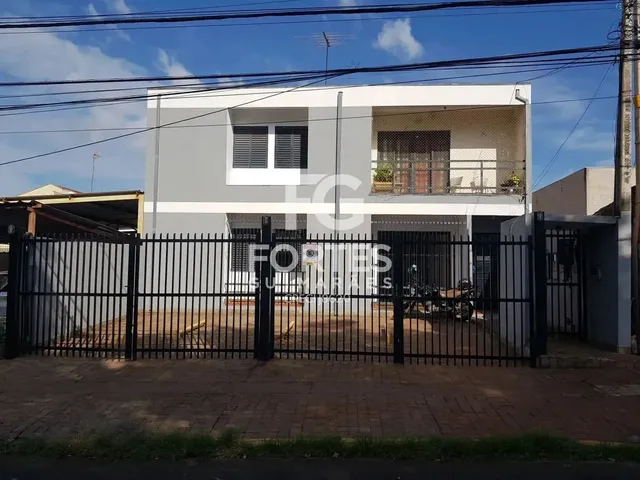 Imagem: O apartamento possui 3 Dormitórios, 1 Suíte, 2 Banheiros,