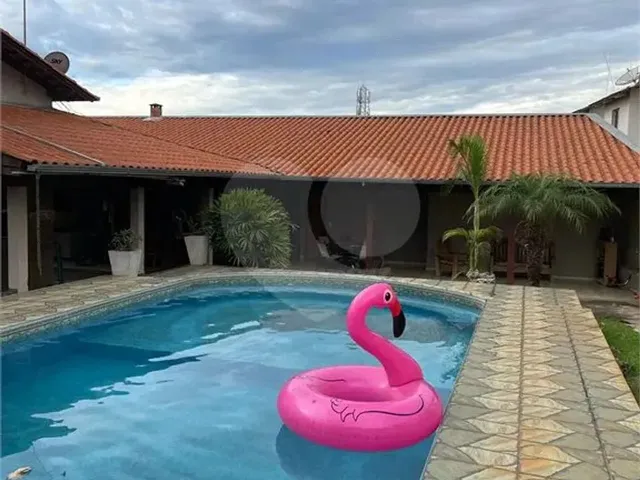 Imagem: Casa com 3 Quartos À Venda em Setor Sul