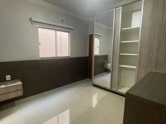 Imagem 7: Oportunidade Sobrado com 4 Quartos no Parque Brasília