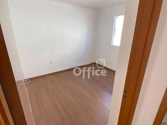 Imagem 2: Apartamento com 2 Dormitórios À Venda, 41 M² por R$ 250.000,00 - Lourdes - Anápolis/Go