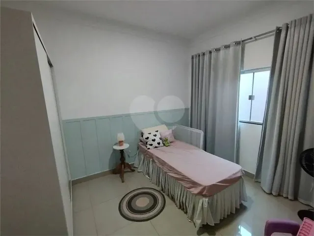 Imagem 9: Casa com 3 Quartos À Venda em Anápolis City - Go