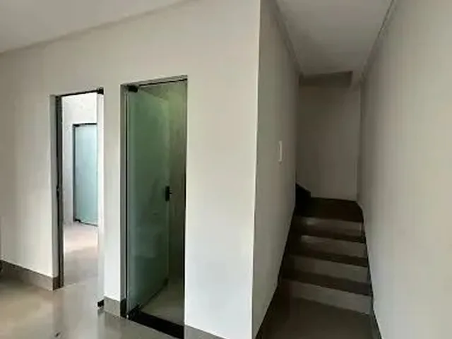 Imagem 3: Sobrado com 3 Dormitórios À Venda, 160 M² por R$ 550.000,00 - Setor Jamil Miguel
