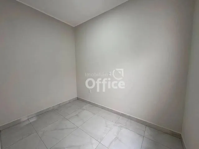 Imagem 3: Casa com 3 Dormitórios À Venda, 80 M² por R$ 250.000 - Polocentro 1ª Etapa