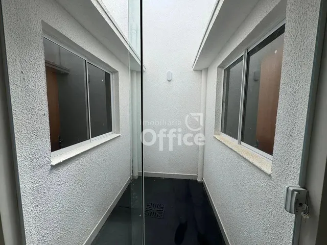 Imagem 9: Casa com 3 Dormitórios À Venda, 80 M² por R$ 250.000 - Polocentro 1ª Etapa