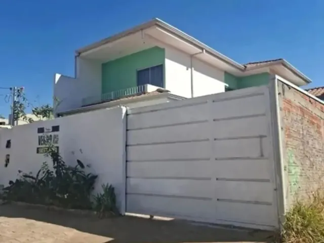 Imagem: Belíssimo Sobrado Disponível para Venda!