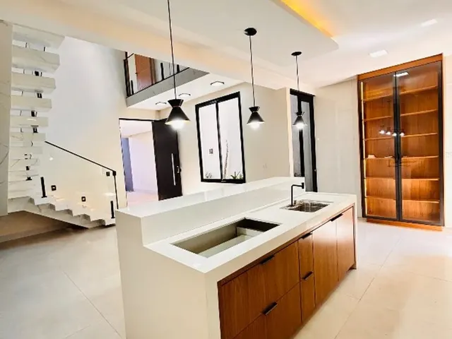 Imagem 3: Sobrado com Piscina e Planejados no Alvorada / São Carlos