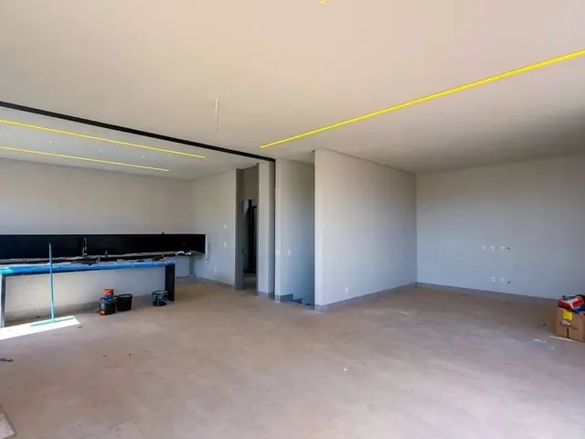 Imagem 3: Casa Térrea no Grand Trianon com 3 Suítes
