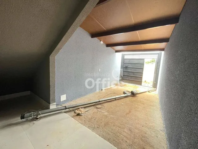 Imagem 7: Casa Sobreposta com Suíte À Venda, por R$ 230.000 - Jardim dos Ipês - Anápolis/Go