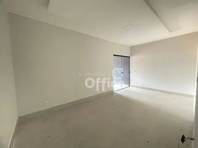 Imagem 10: Casa Sobreposta com Suíte À Venda, por R$ 230.000 - Jardim dos Ipês - Anápolis/Go