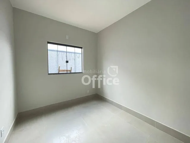 Imagem 4: Casa Sobreposta com Suíte À Venda, por R$ 230.000 - Jardim dos Ipês - Anápolis/Go