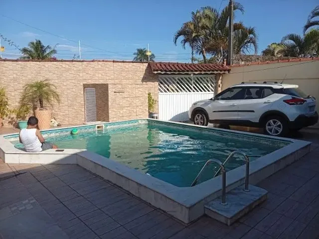 Imagem: Sua Casa de Praia com Piscina!