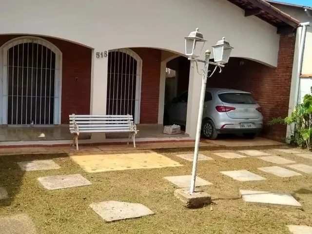 Imagem: Casa em Rua José Alexandre de Moura Negrini