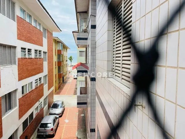 Imagem: O apartamento possui 2 Dormitórios, 1 Banheiro, 1 Vaga na