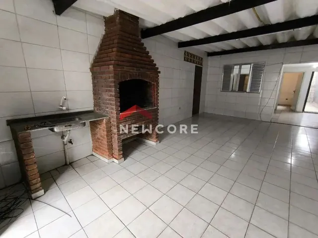 Imagem: Casa em Rua Cantora Emilinha Borba - Tupiry
