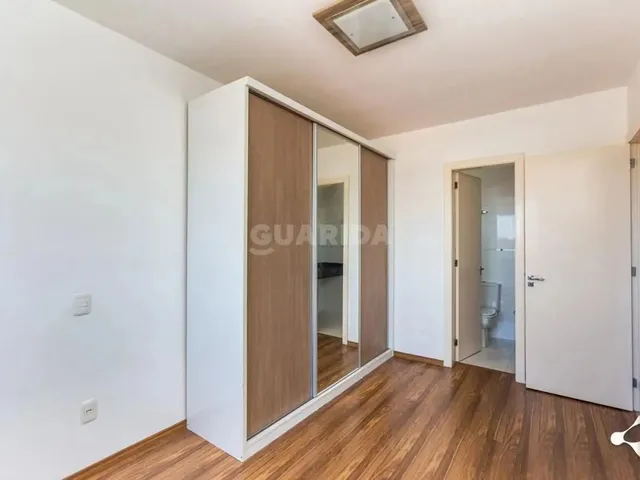 Imagem 16: Exclusividade Guarida: Apartamento de 2 Dormitórios no Bairro Jardim Botânico, com Vaga