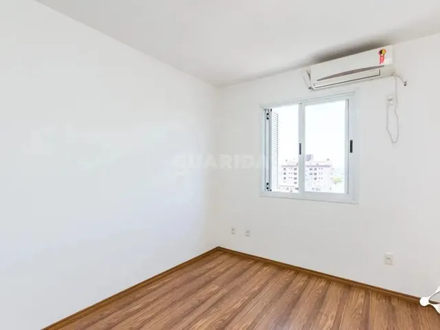 Imagem 7: Exclusividade Guarida: Apartamento de 2 Dormitórios no Bairro Jardim Botânico, com Vaga