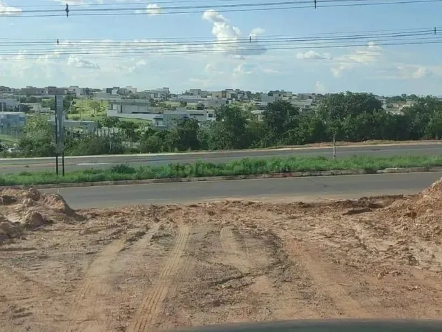 Imagem: Vende Terreno de 360M na Frente do Florais