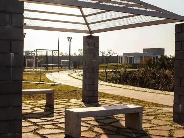 Imagem 2: Terreno Grande - Florais da Mata