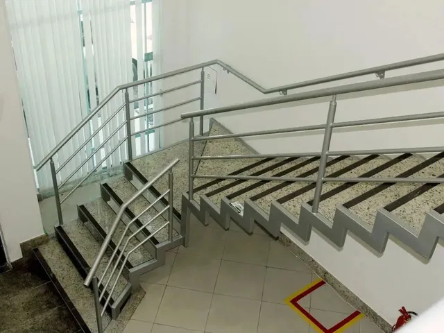 Imagem 7: Venda: Prédio Comercial 2 Pavimentos 6 Salas Prontas e Localização Prime Próximo À