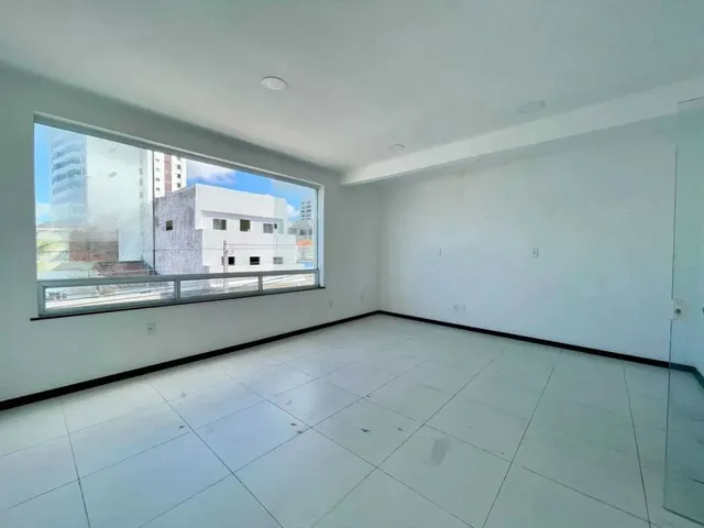 Imagem: Prédio Comercial com 8 Salas - Bairro Centro