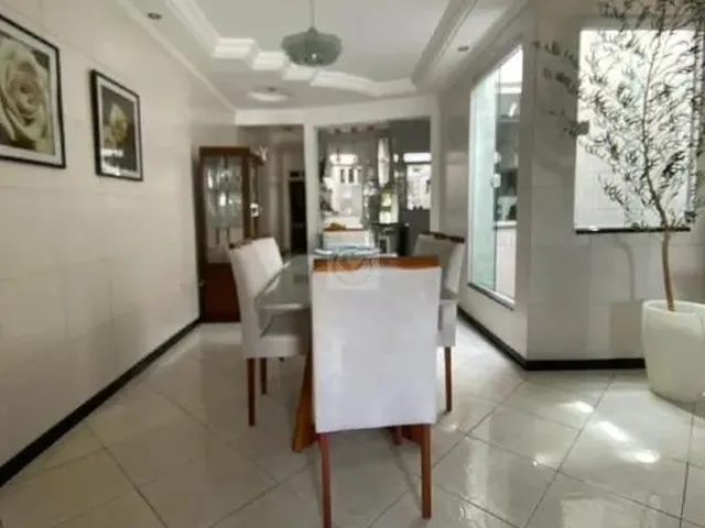 Imagem: Casa À Venda, 4 Quartos, 4 Suítes, 1 Vaga