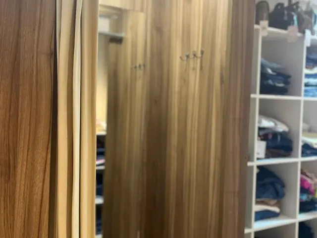 Imagem 7: Passo Loja de Roupas Decorada, Frente de Rua, no Centro de Lauro de Freitas. Oportunidade!