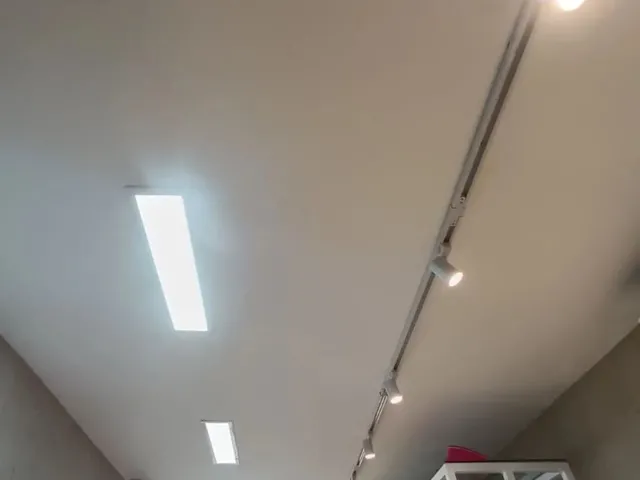 Imagem 13: Passo Loja de Roupas Decorada, Frente de Rua, no Centro de Lauro de Freitas. Oportunidade!