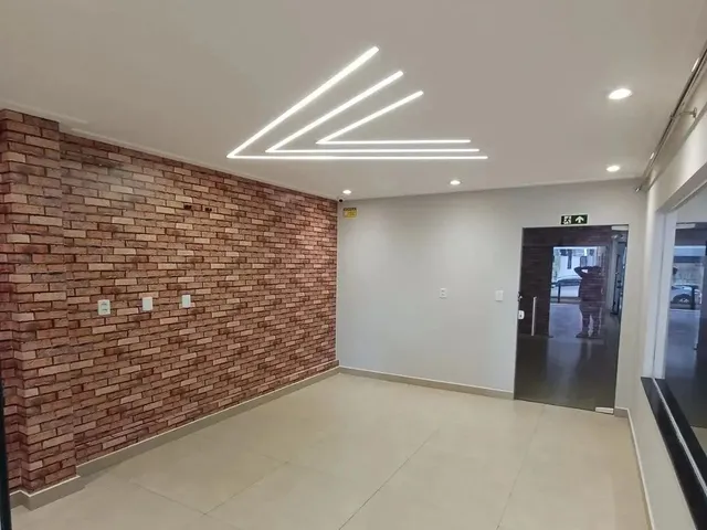 Imagem: Alugo Loja Térrea com 1 Vg de Garagem Rotativa