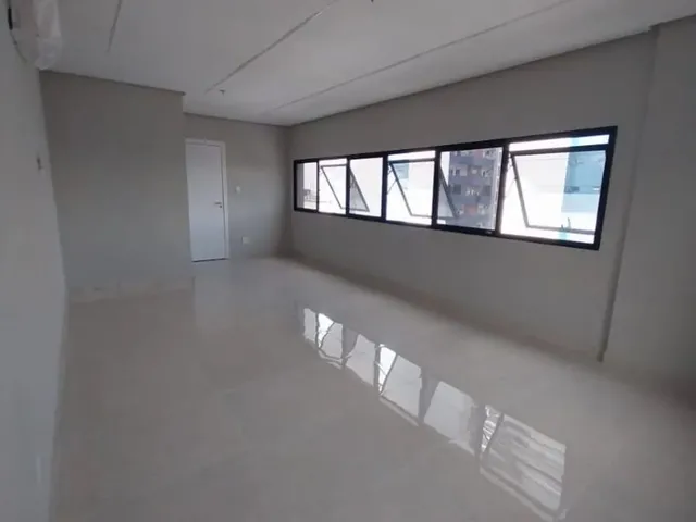 Imagem 15: Alugo Sala Comercial - Ed. Arya Tower ®