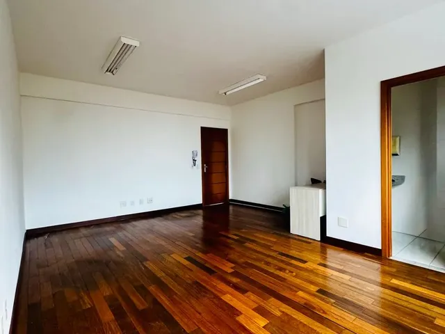 Imagem 3: Sala Comercial com 30M2, no Ed Urbe 14 Umarizal