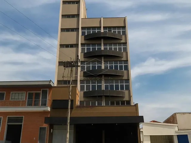 Imagem: Excelente Prédio Comercial as Margens de