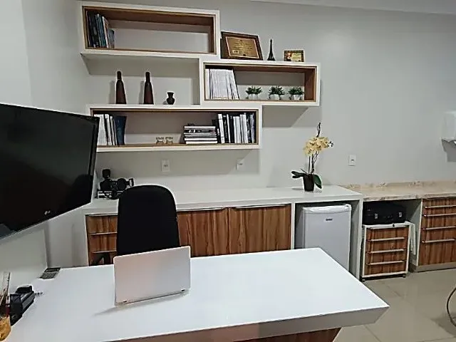 Imagem: O depósito está localizado em Centro, Ourinhos à venda