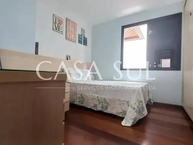 Imagem 7: Imóvel para Venda com 240 Metros Quadrados com 4 Quartos em Buritis - Belo Horizonte - Mg