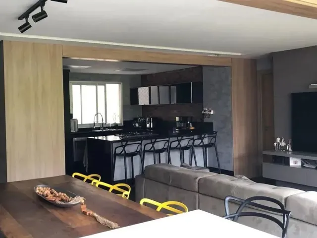 Imagem 6: Imóvel para Venda Possui 126 Metros Quadrados com 4 Quartos em Buritis - Belo Horizonte