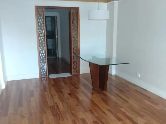 Imagem 2: Centro Histórico Apartamento 3 Quartos/Ensolarado
