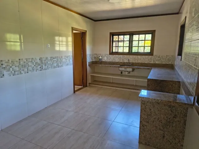 Imagem 15: Itaipava (Centro) - Casa Nova com 3 Quartos (1 Suite), 2 Vagas