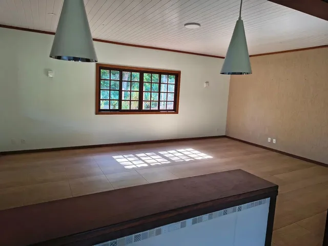 Imagem 7: Itaipava (Centro) - Casa Nova com 3 Quartos (1 Suite), 2 Vagas