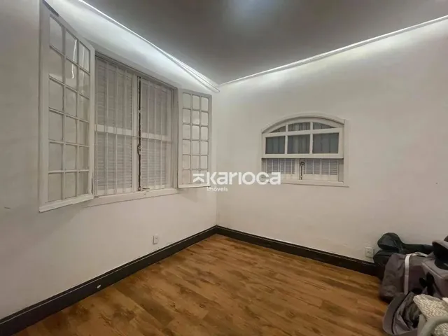Imagem 6: Casa com 2 Dormitórios para Alugar , 120 M² por R$ 1,800 - Castelanea - Petrópolis/Rj