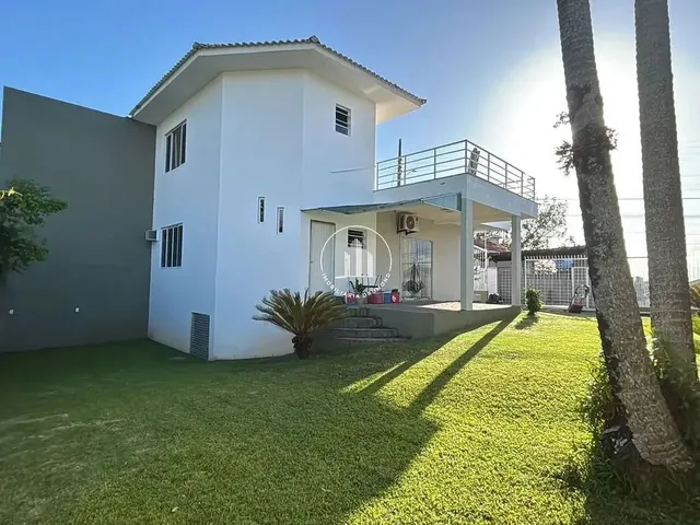 Imagem: Casa com 2 Quartos e 1 Vaga na Agronômica