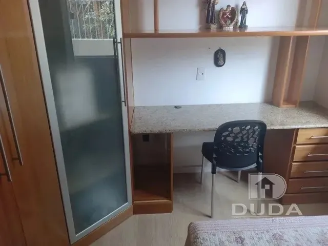 Imagem 5: Casa com 4 Dormitórios - Carvoeira