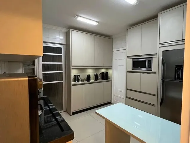 Imagem 3: Apartamento À Venda no Centro de Florianópolis