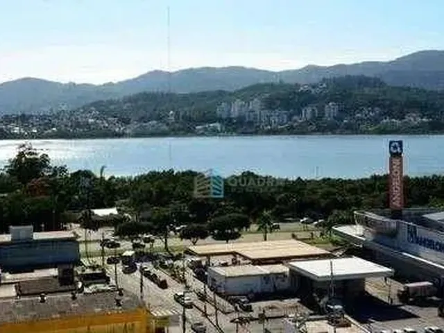 Imagem: Cobertura Plana À Venda, Muito Bem Localizada