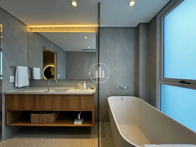 Imagem 9: Apartamento 4 Quartos com 4 Suítes e 219M² - Centro