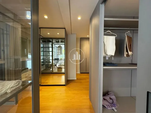 Imagem 14: Apartamento 4 Quartos com 4 Suítes e 219M² - Centro